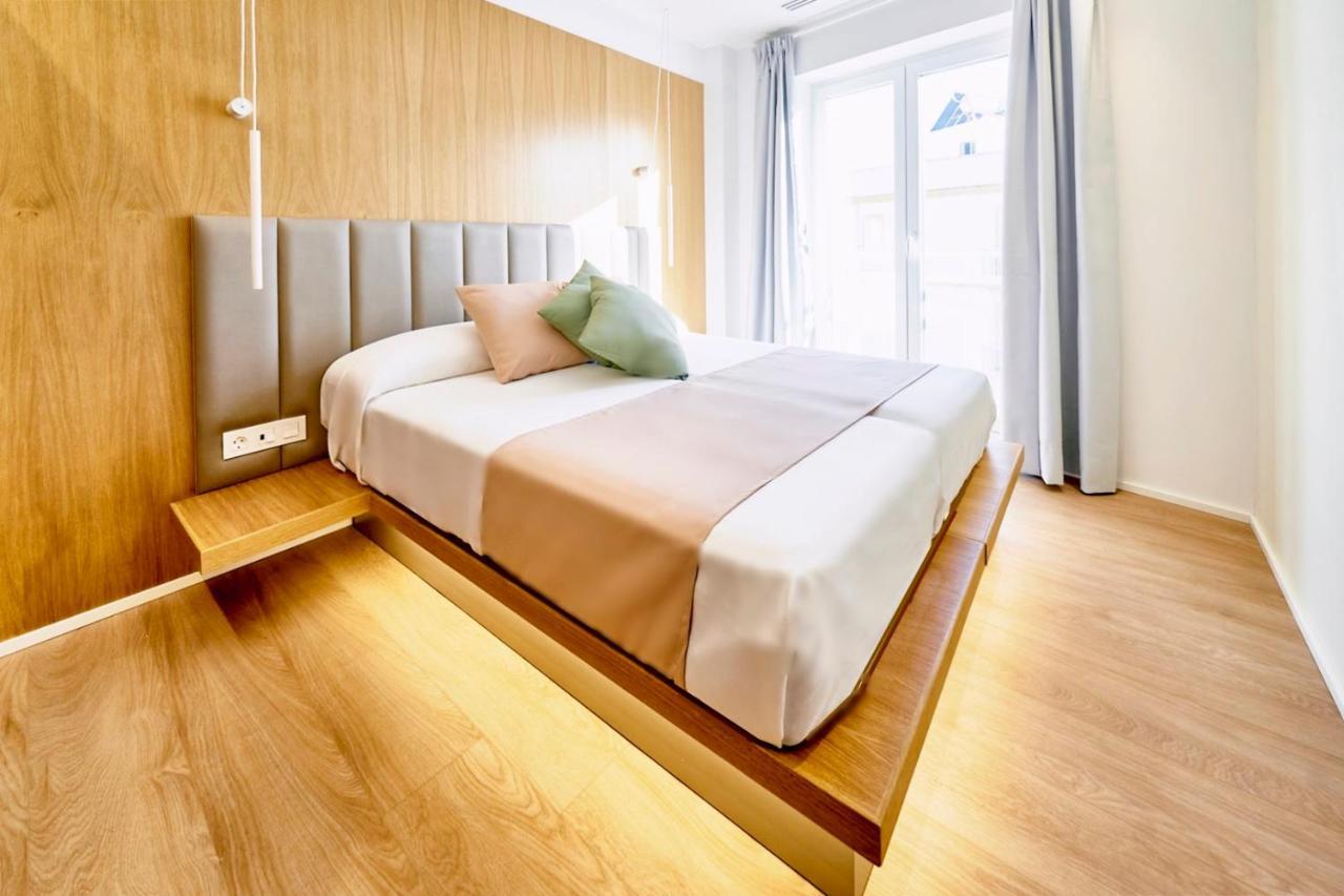 קוניל דה לה פרונטרה Hostal Pericon מראה חיצוני תמונה