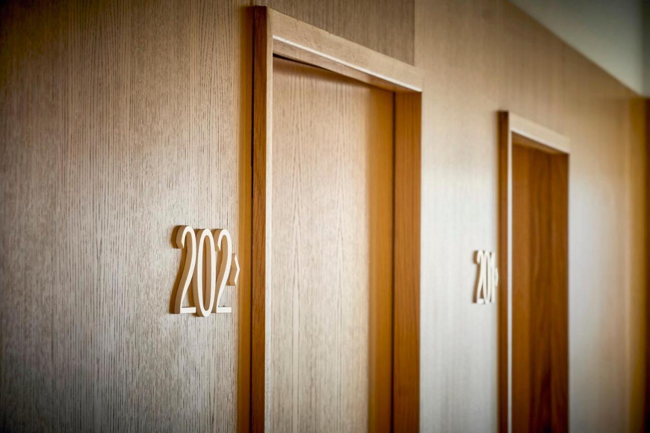 קוניל דה לה פרונטרה Hostal Pericon מראה חיצוני תמונה